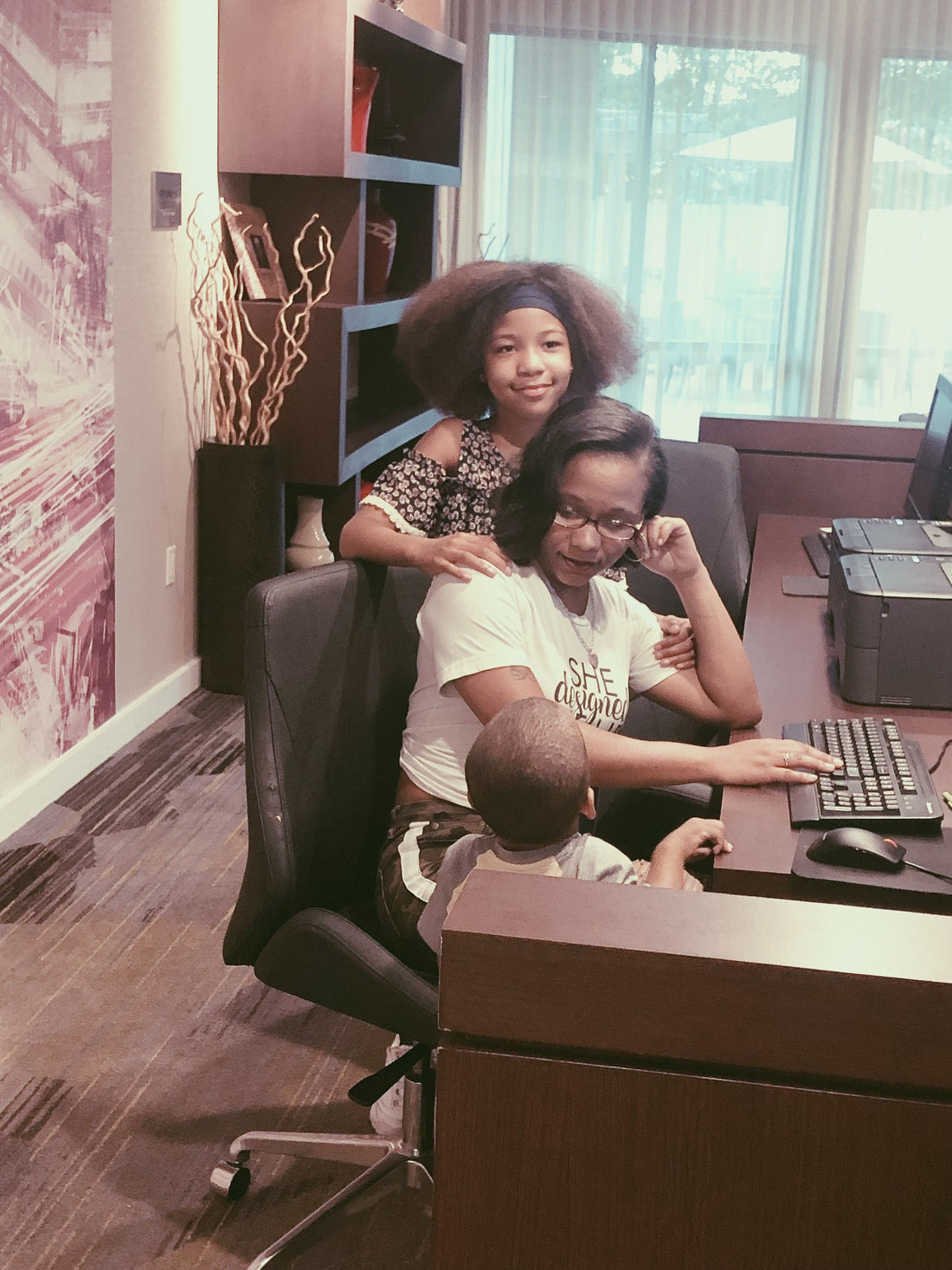 How I Tried to Be the Perfect Mompreneur (and Failed Miserably)